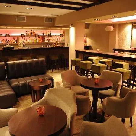 Hotel Portaria Hotel